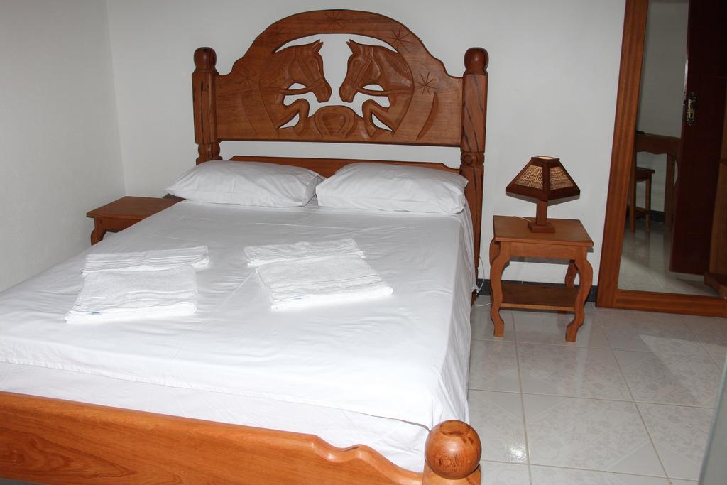 Hotel Fazenda Arara Azul Carolina  Habitación foto